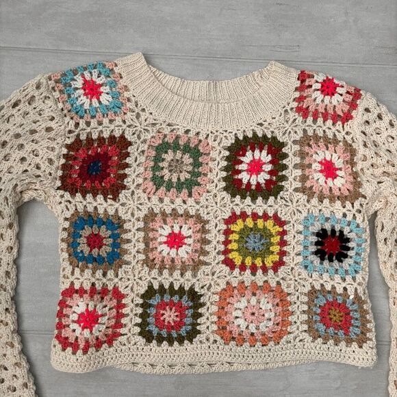 Debut Crochet Sweater Small CottageCore Granny Squares Patchwork Crop Top Unique - Picture 2 of 6